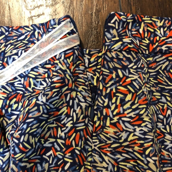 BCBGeneration wrap skirt - Picture 5 of 6